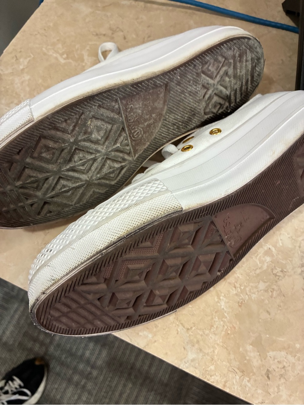 Converse White Low-Top Sneakers with Gold Eyelets - Picture 7 of 9
